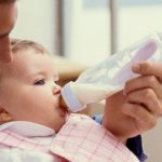 Baby Bottles: When to Wean