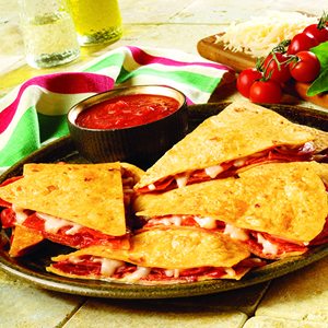 Pizzadillas with Red sauce