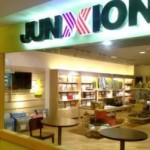 Junxion Lawn Charmed No One