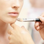 Five Tips on How to Use Makeup at Night 
