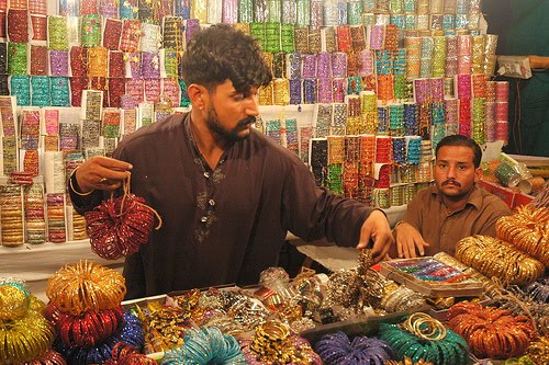 chand raat bangles shopping karachi