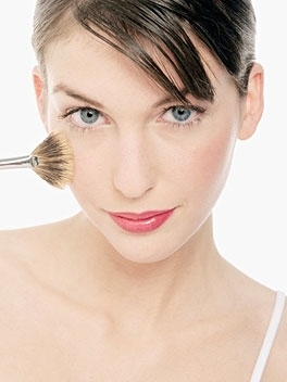 Makeup Tips to Look 10 Years Younger