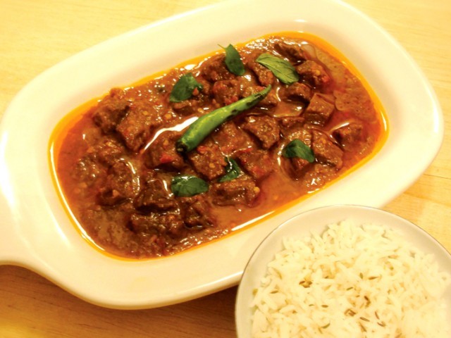 Spicy Beef with Tamarind (Khatta Gosht)